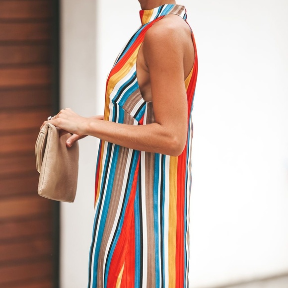 Vici Colorful Keyhole Dress - Picture 2 of 5